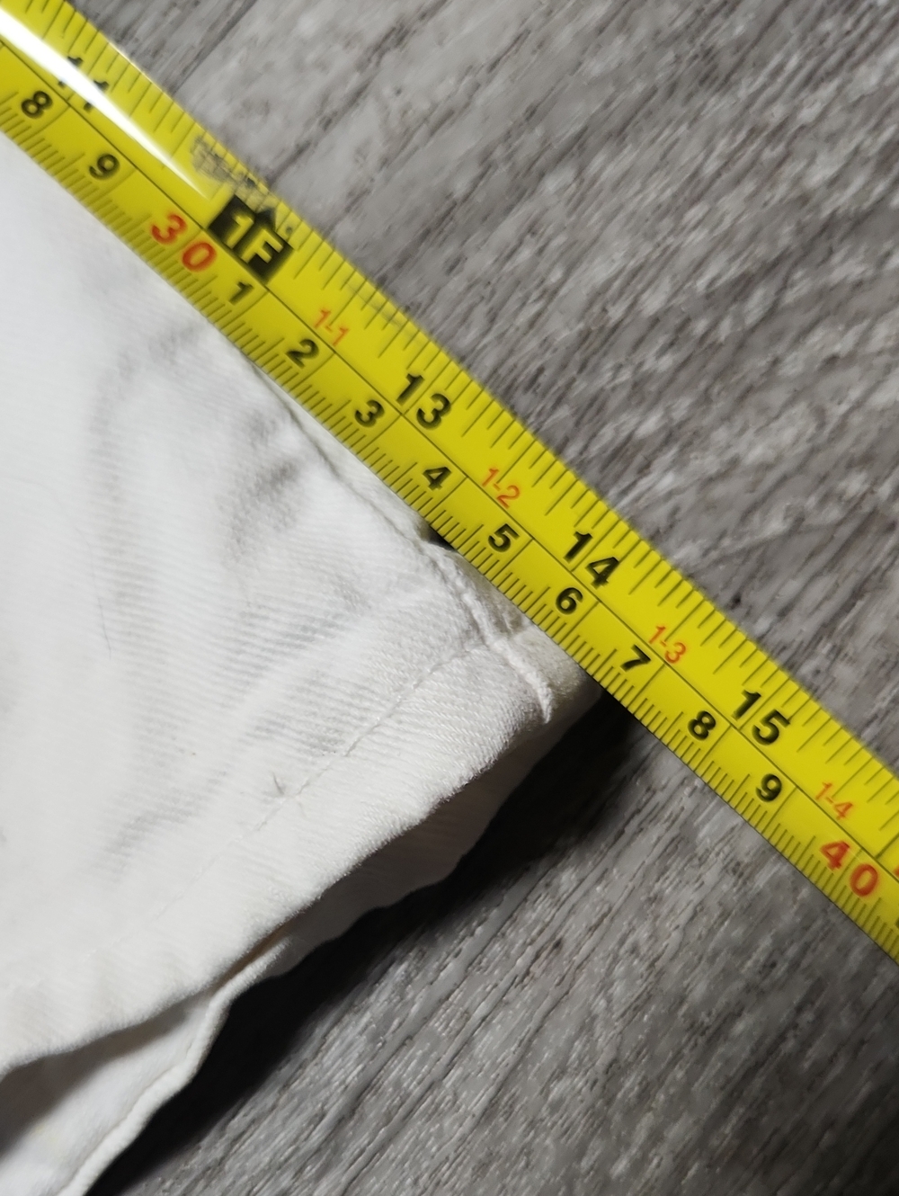 Levi's White High-Rise Denim Shorts - Picture 4 of 10